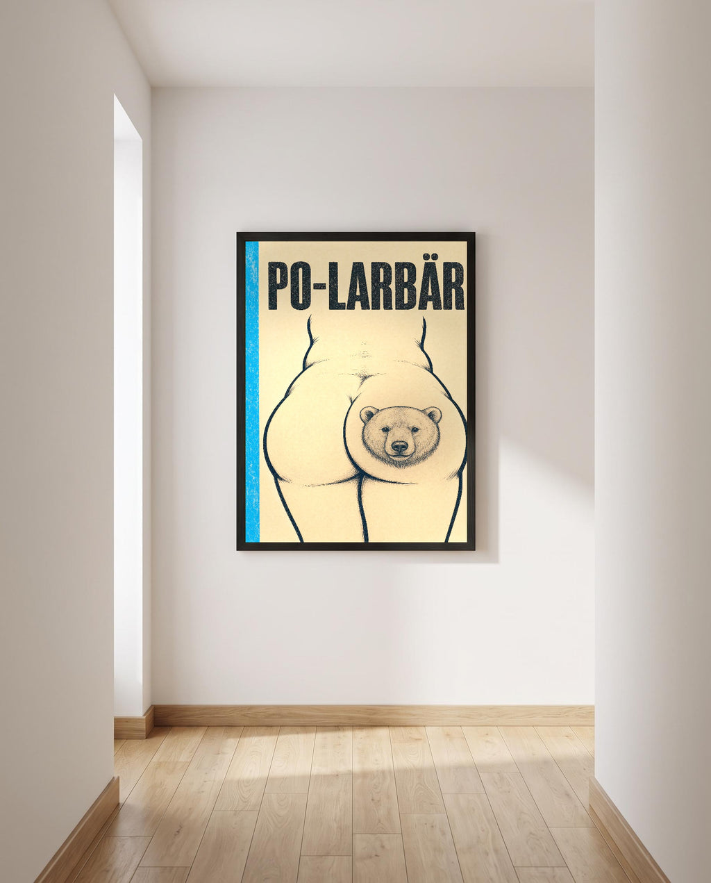 Das Poster mit Rahmen in einem hellen Flur