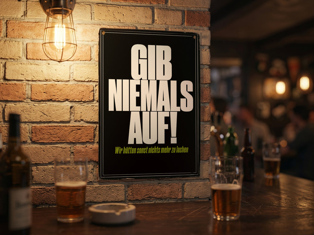 Das Poster an einer Backsteinwand in einer Kneipe
